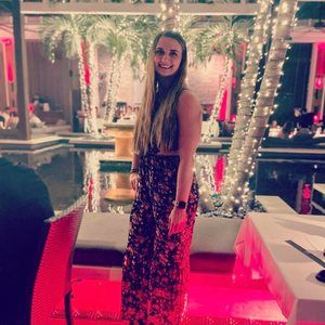 Meet your Posher, April
